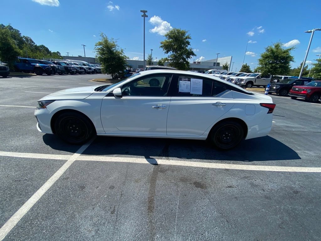 Used 2023 Nissan Altima 2.5 S FWD image 4