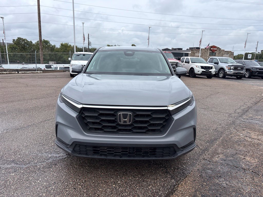 Used 2025 Honda CR-V LX image 2