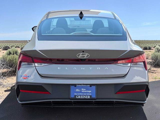Used 2024 Hyundai Elantra SEL FWD image 5