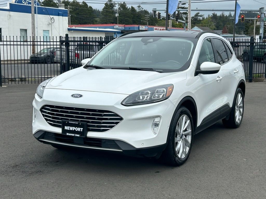 Certified 2022 Ford Escape Titanium w/ Titanium Elite Package AWD/4WD image 1