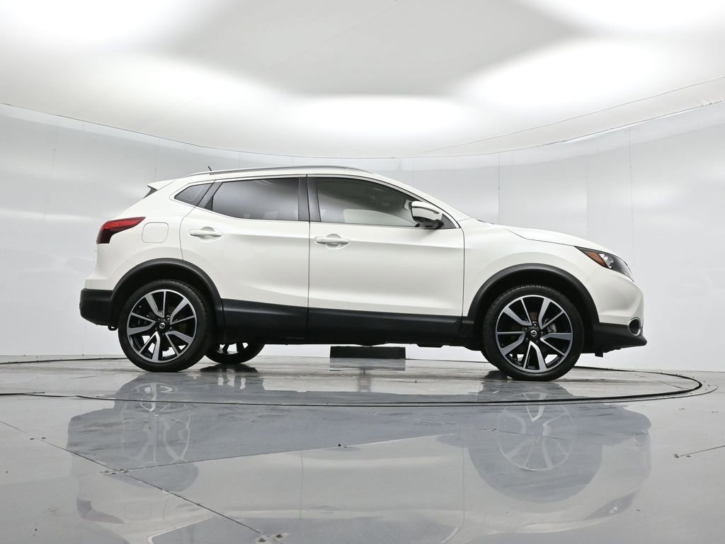 Used 2019 Nissan Rogue Sport SL w/ Premium Package image 10