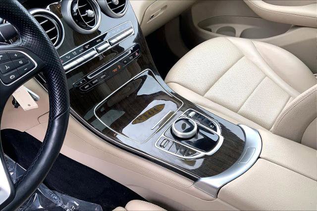 Used 2019 Mercedes-Benz GLC 300 4MATIC image 17