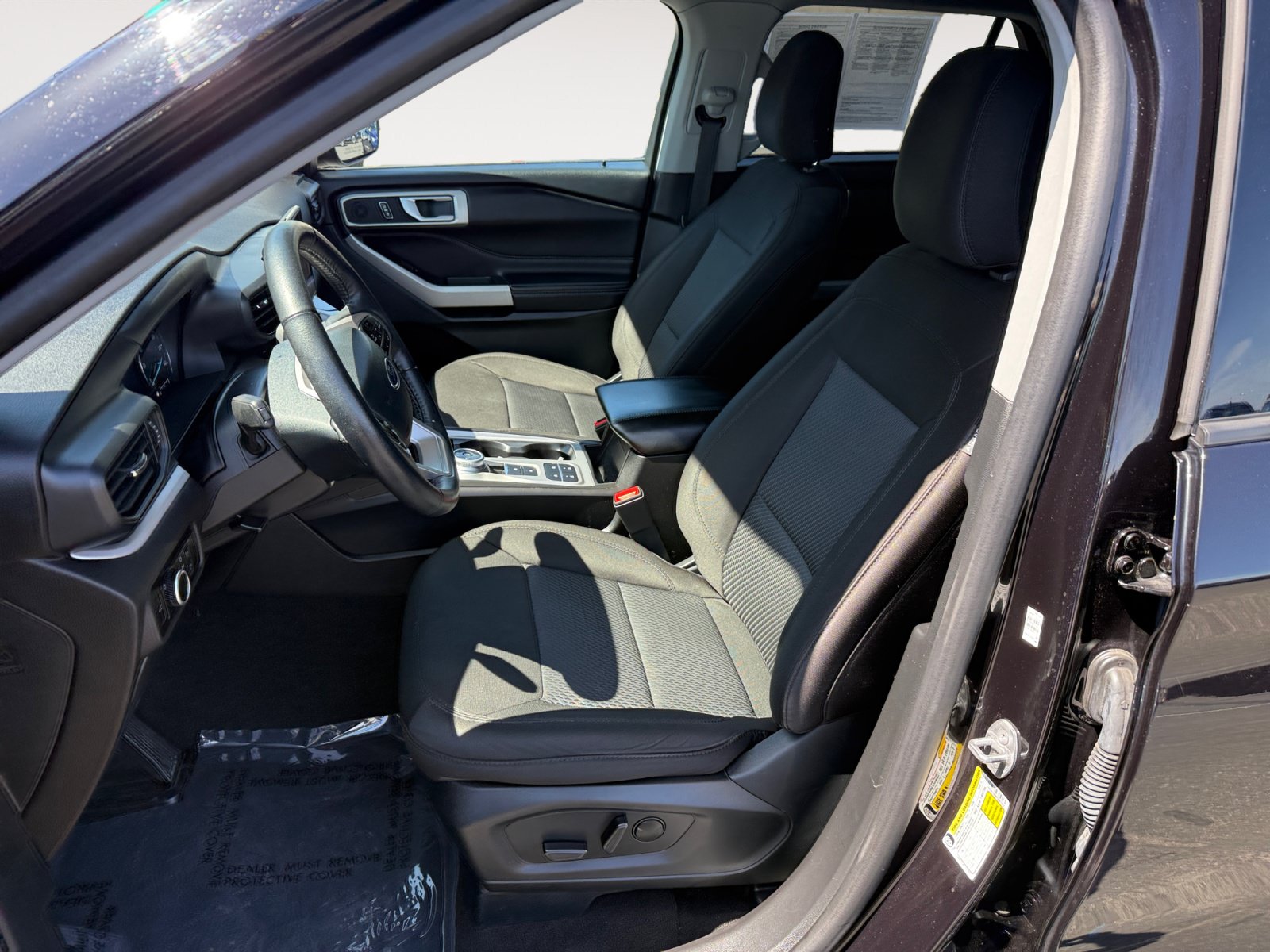 Certified 2023 Ford Explorer XLT RWD image 10