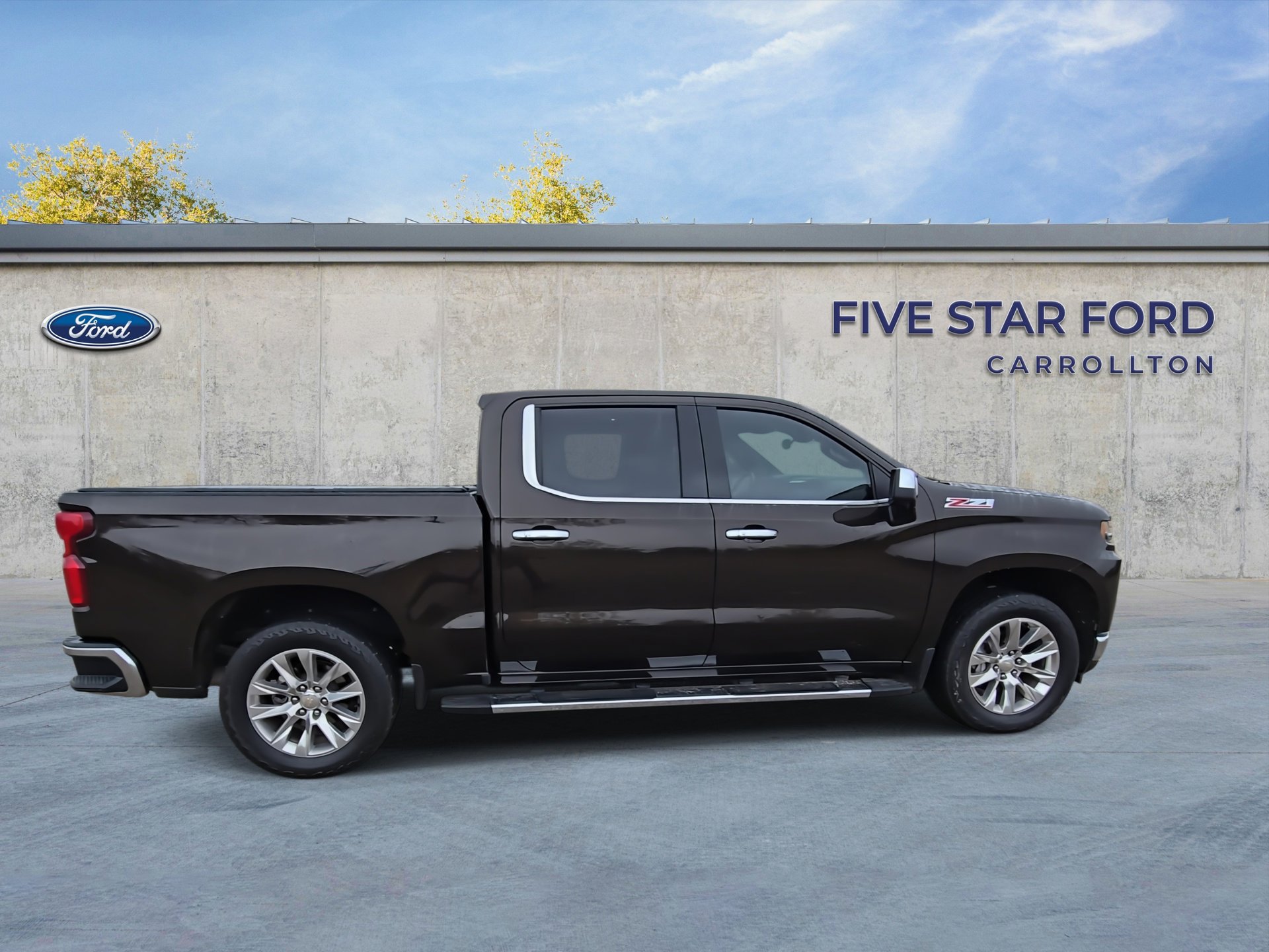 Used 2019 Chevrolet Silverado 1500 LTZ w/ LTZ Premium Package image 10