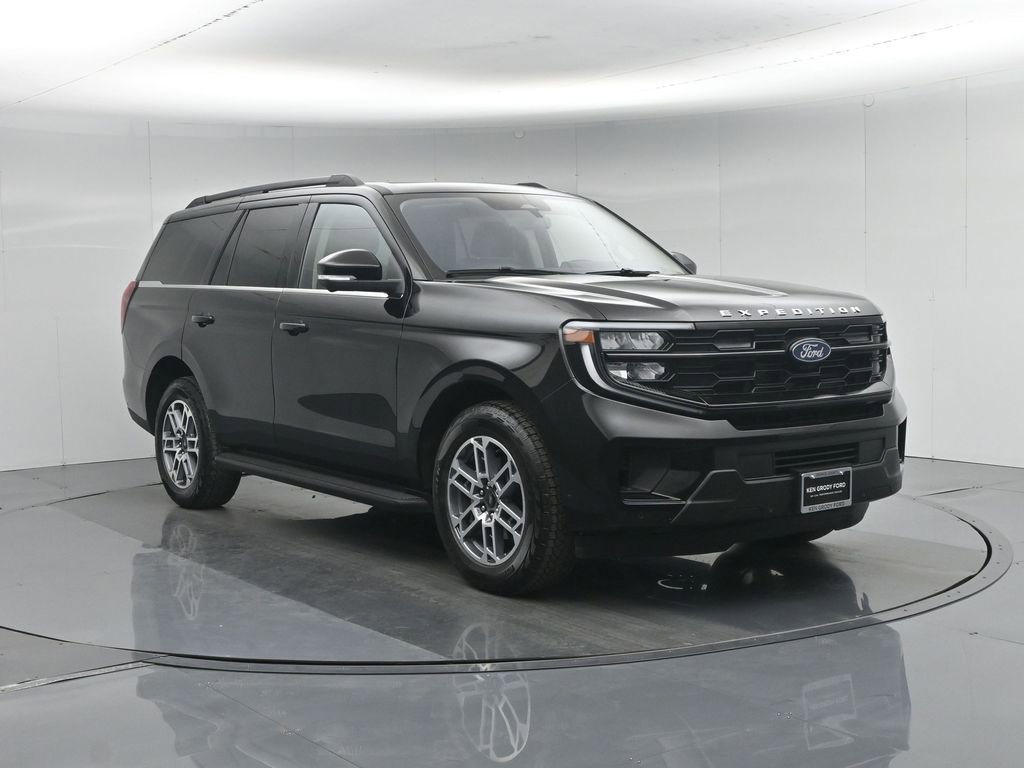 Certified 2025 Ford Expedition Active AWD/4WD image 62