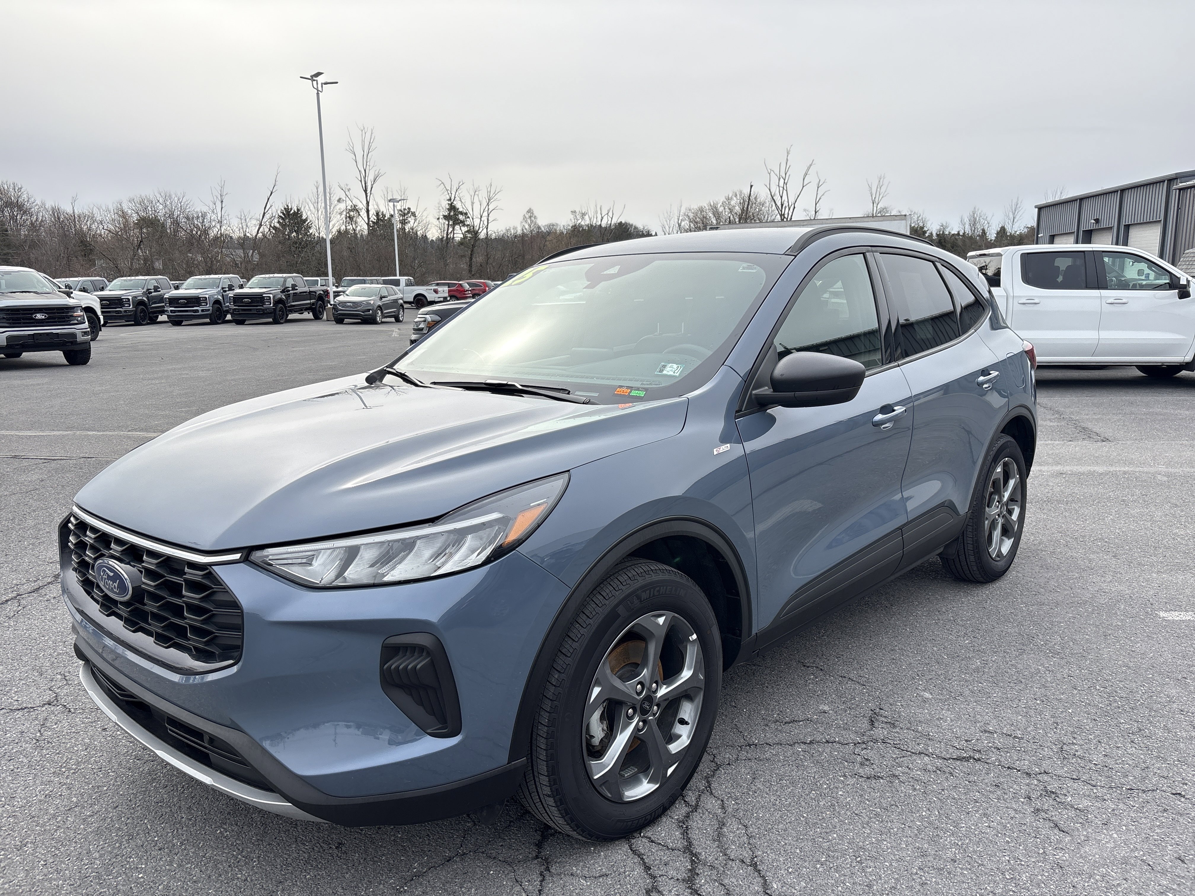 Certified 2025 Ford Escape ST-Line AWD/4WD image 9