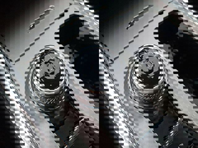 Certified 2022 Ford Explorer Limited w/ Equipment Group 301A image 17