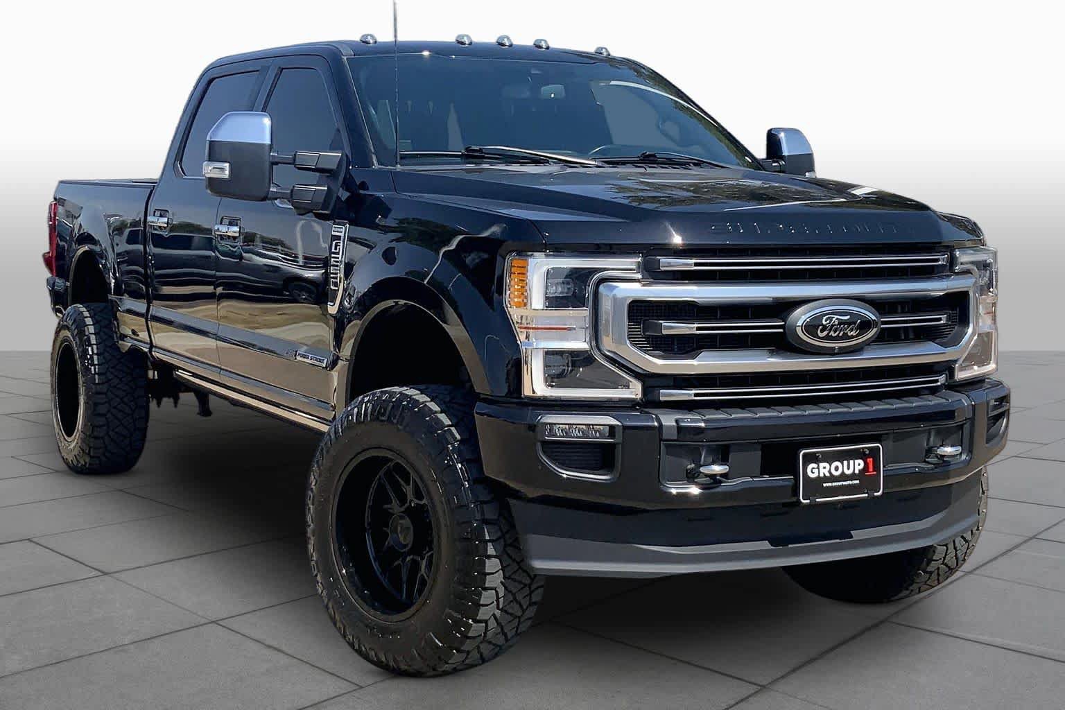 Certified 2022 Ford F250 Platinum AWD/4WD image 3