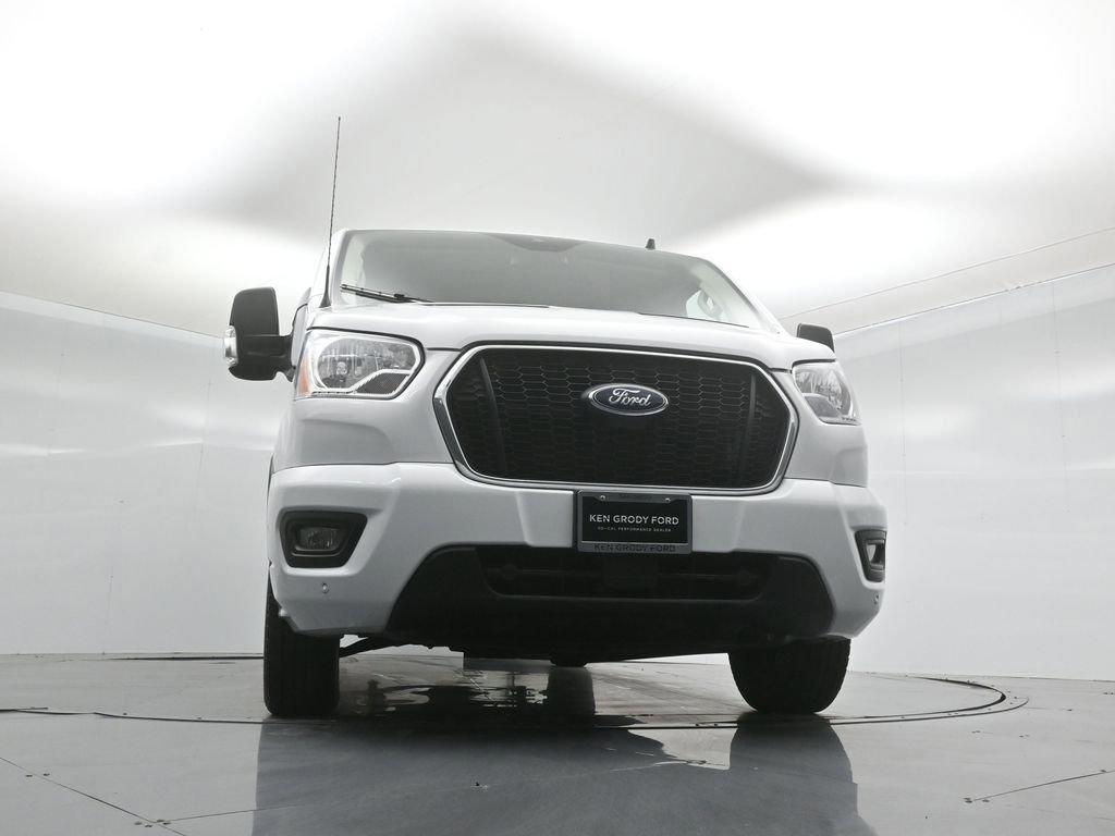 Certified 2022 Ford Transit 350 XLT RWD image 32