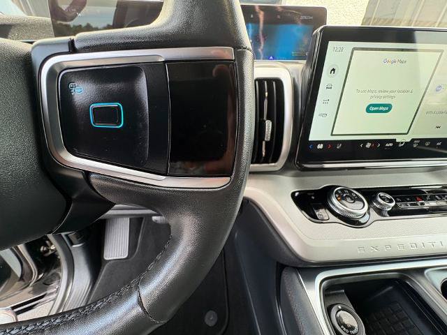 Certified 2025 Ford Expedition Active AWD/4WD image 16