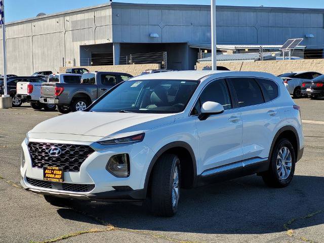 Used 2019 Hyundai Santa Fe SE image 8