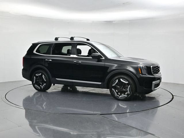 Used 2025 Kia Telluride S AWD/4WD image 3