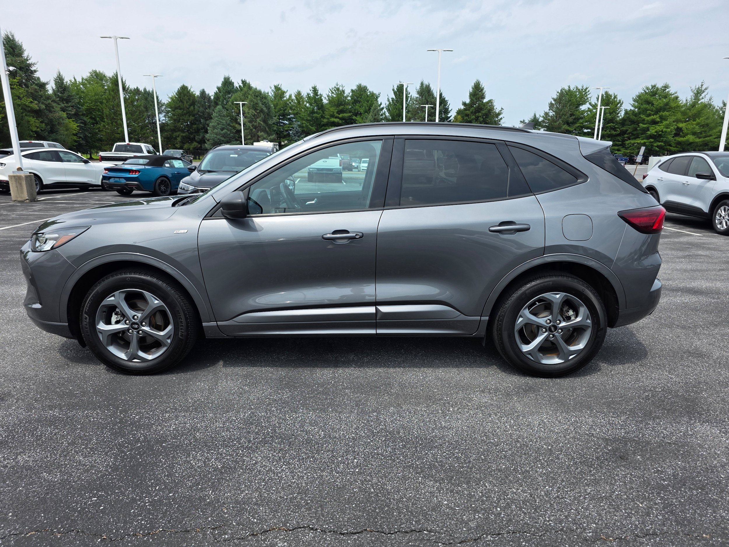 Certified 2023 Ford Escape ST-Line w/ Tech Pack #1 AWD/4WD image 2