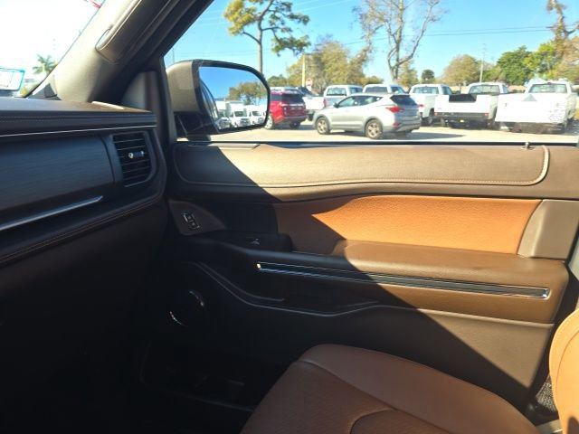 Certified 2023 Ford Expedition Max King Ranch image 13