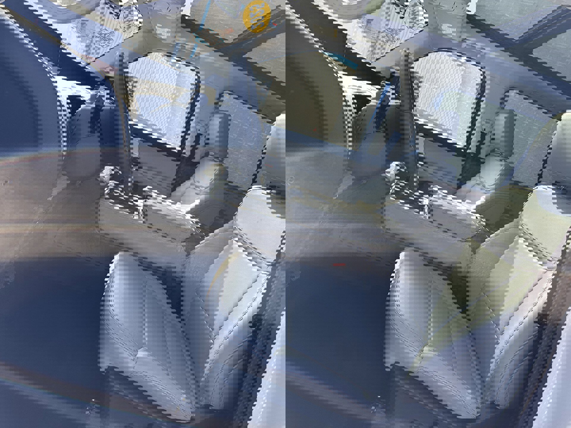 Certified 2025 Ford Expedition Active image 8