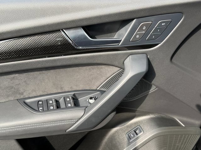 Used 2024 Audi SQ5 Prestige AWD/4WD image 23
