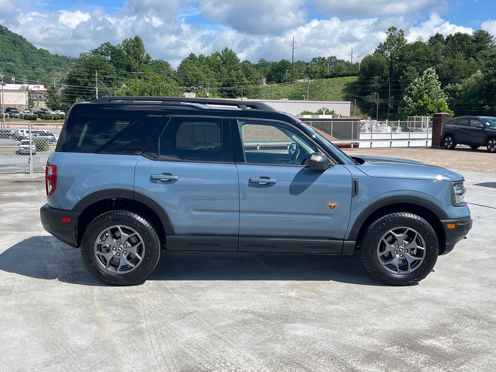 Certified 2024 Ford Bronco Sport Badlands w/ Premium Package AWD/4WD image 2