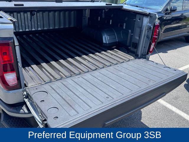 Used 2024 GMC Sierra 1500 Elevation RWD image 9