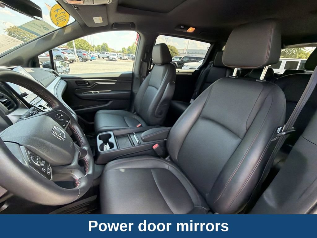 Used 2024 Honda Odyssey Sport image 11