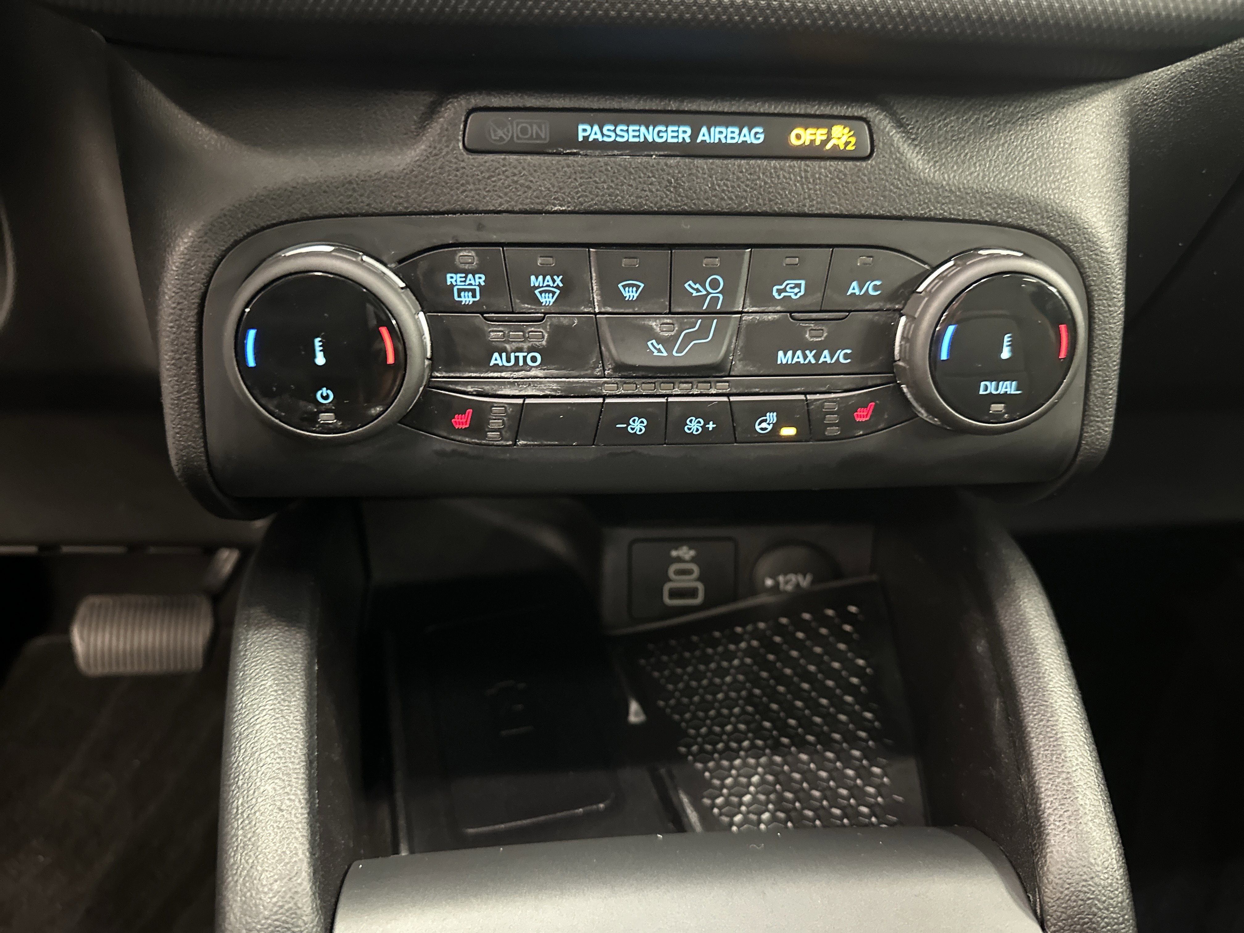 Certified 2023 Ford Bronco Sport Outer Banks w/ Tech Package image 32