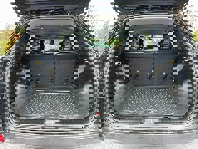 Used 2020 Jeep Cherokee Latitude Plus image 27