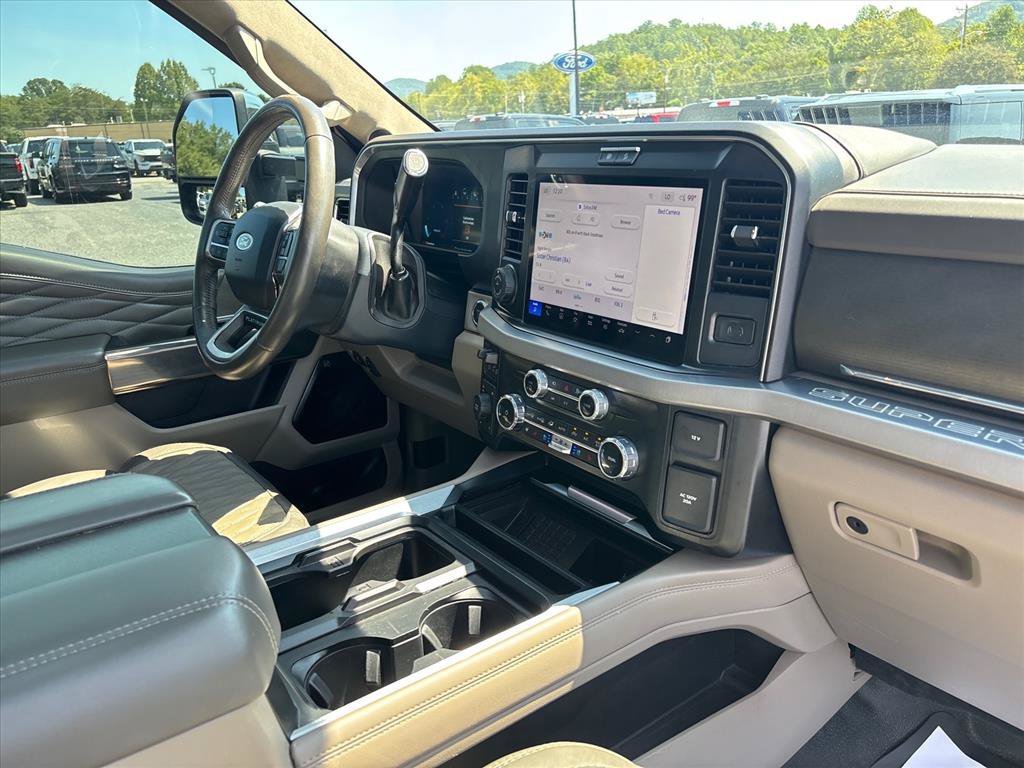 Certified 2025 Ford F250 Platinum w/ Platinum Plus Package AWD/4WD image 14