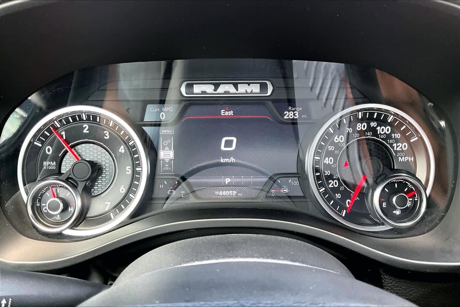 Used 2025 RAM 1500 Laramie w/ Off Road Group AWD/4WD image 26