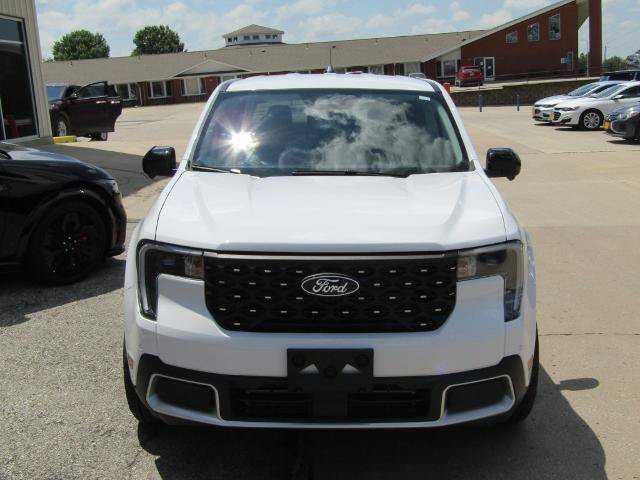 Certified 2025 Ford Maverick Lariat w/ 4K Tow Package AWD/4WD image 13