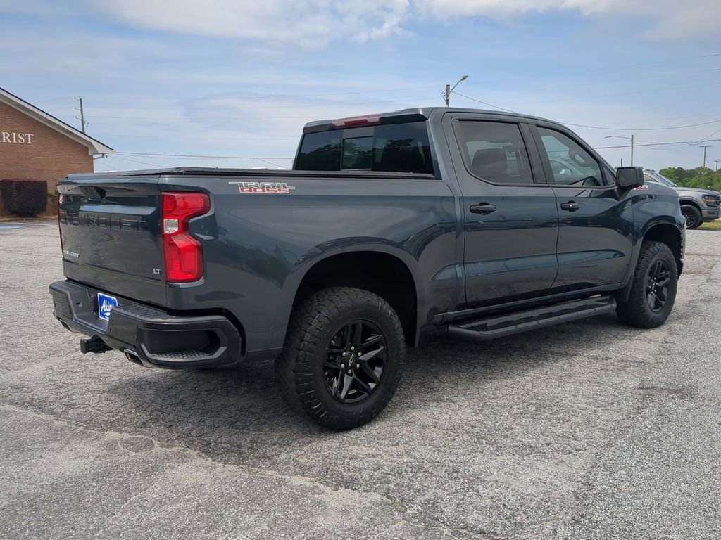 Used 2020 Chevrolet Silverado 1500 LT Trail Boss AWD/4WD image 3