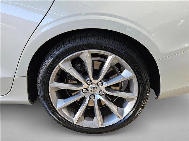 Used 2019 Volvo S60 T6 Momentum w/ Multimedia Package AWD/4WD image 19