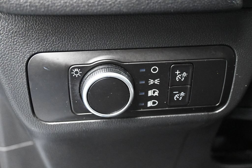 Certified 2025 Ford Escape Active AWD/4WD image 12