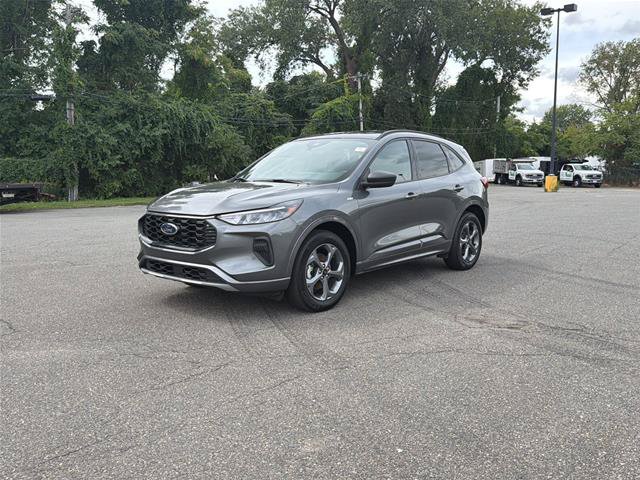 Certified 2023 Ford Escape ST-Line w/ Tech Pack #1 AWD/4WD image 1