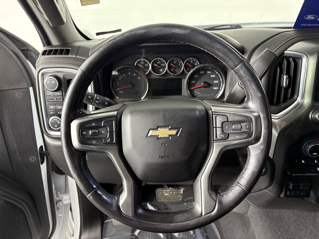 Used 2020 Chevrolet Silverado 3500 LT w/ Convenience Package image 16