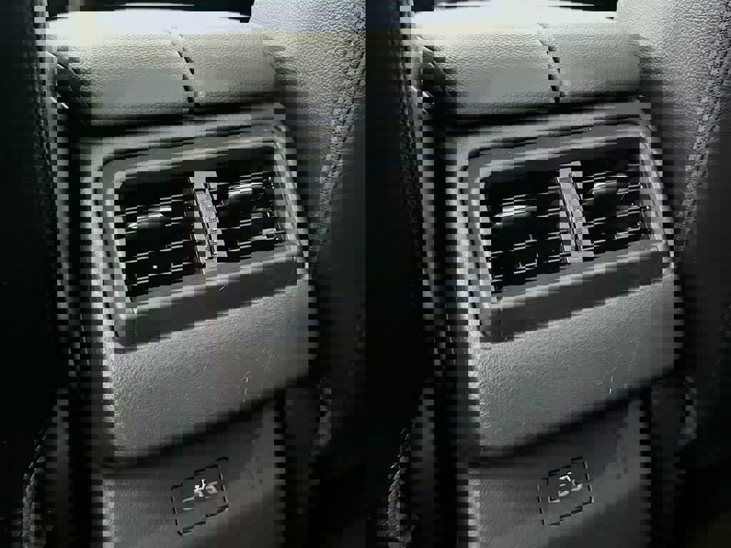 Used 2025 MAZDA CX-50 AWD 2.5 S w/ Premium Plus Pkg image 16