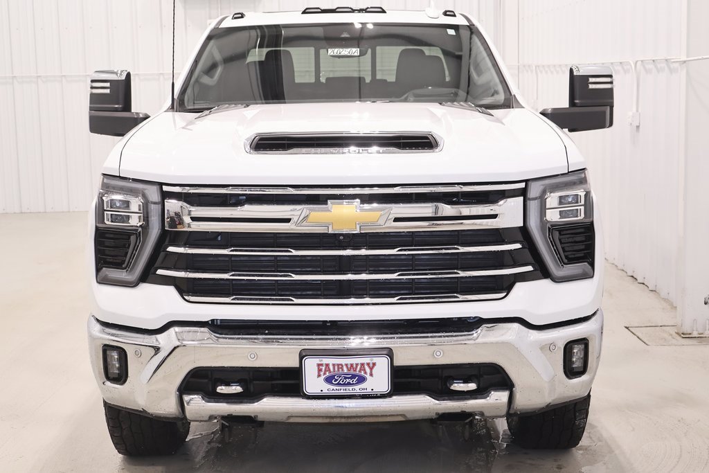 Used 2024 Chevrolet Silverado 2500 LTZ w/ LTZ Plus Package image 12