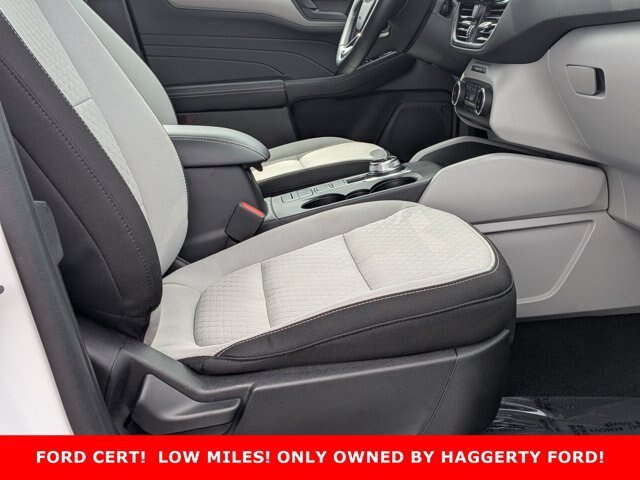 Certified 2023 Ford Escape Active AWD/4WD image 27