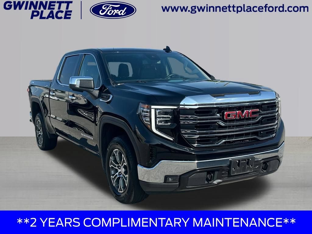 Used 2025 GMC Sierra 1500 SLT AWD/4WD image 3