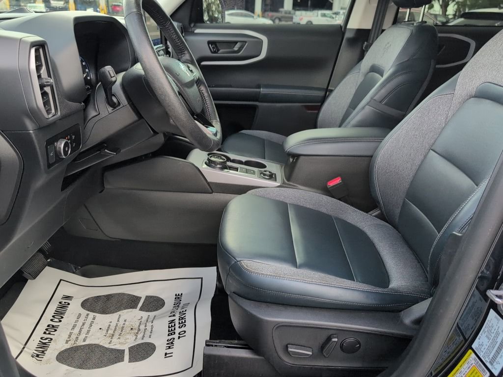 Certified 2022 Ford Bronco Sport Outer Banks w/ Tech Package image 9