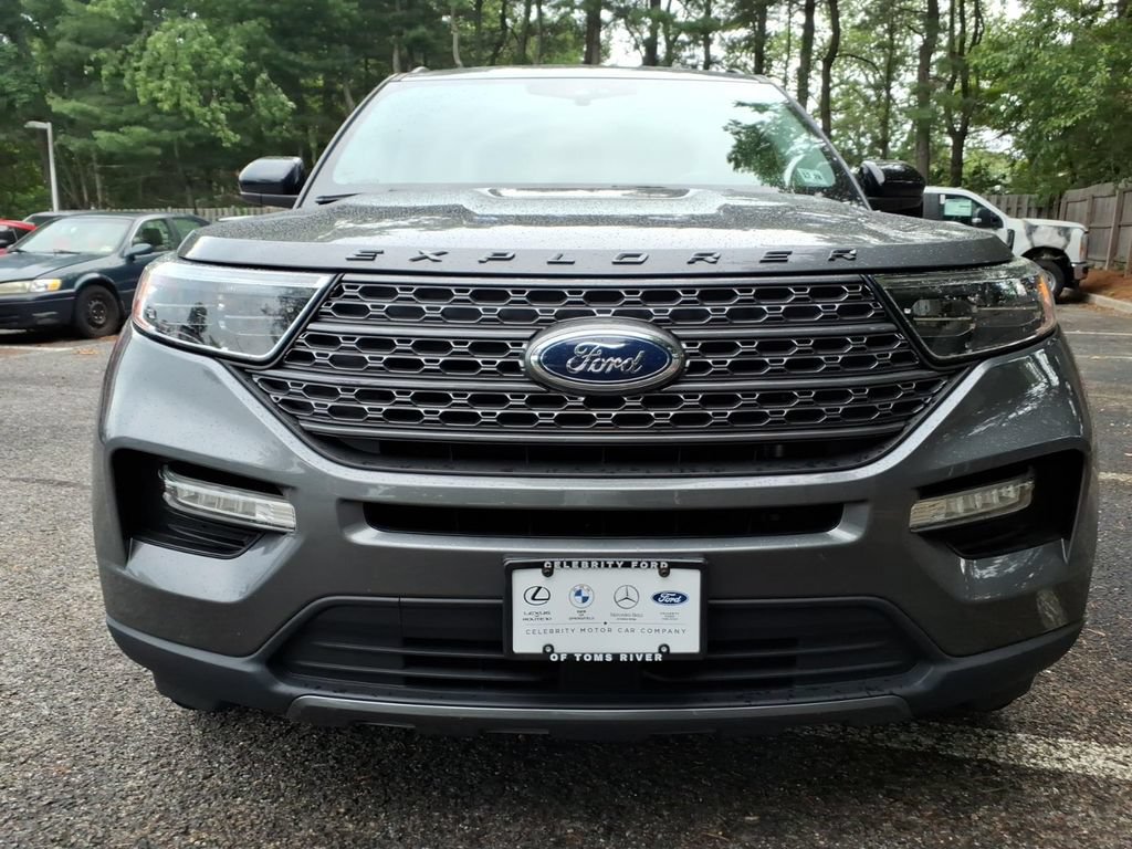 Certified 2023 Ford Explorer XLT w/ Equipment Group 202A AWD/4WD image 6
