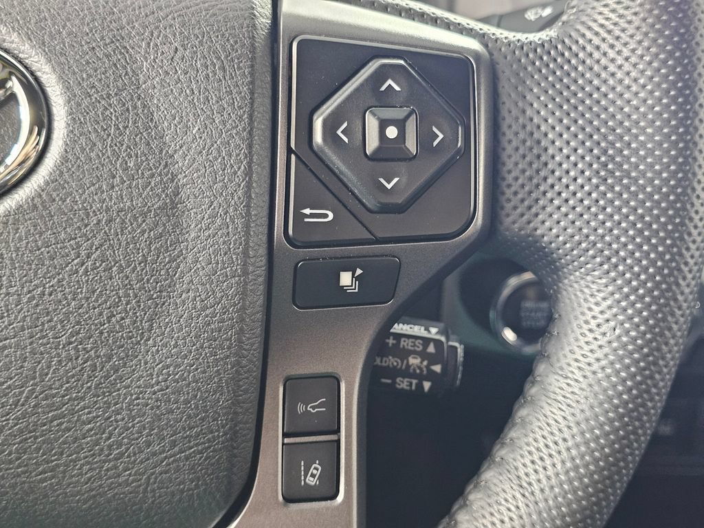 Used 2023 Toyota Tacoma TRD Off-Road AWD/4WD image 32