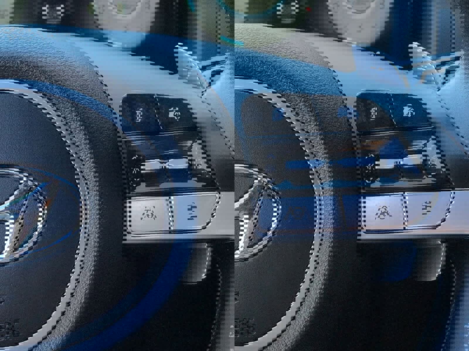 Used 2022 Hyundai Santa Cruz Limited image 27