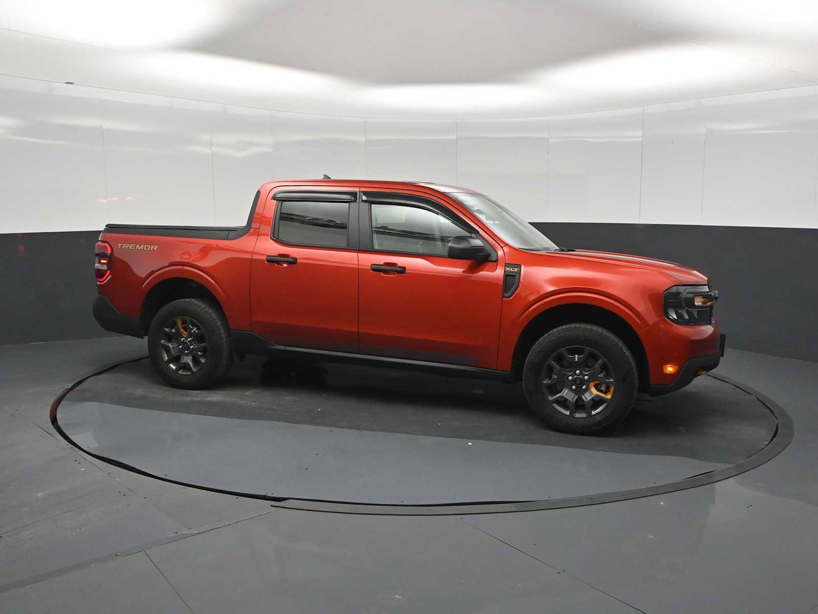 Certified 2024 Ford Maverick Tremor w/ Tremor Off-Road Package AWD/4WD image 9