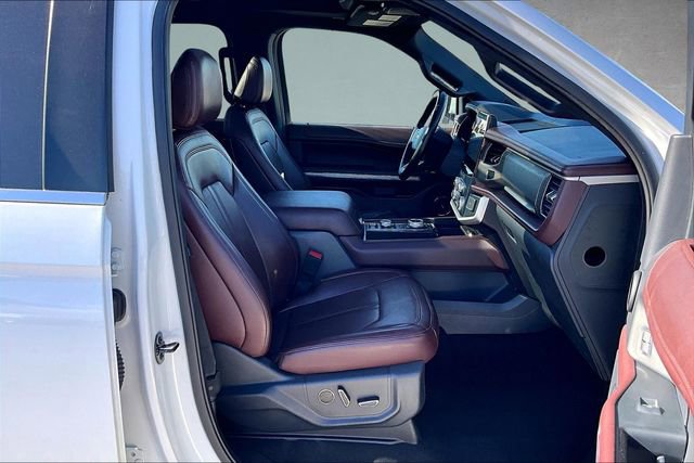 Certified 2024 Ford Expedition Limited image 7