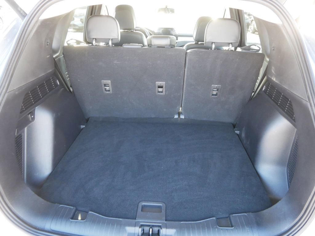 Certified 2024 Ford Escape Platinum image 9
