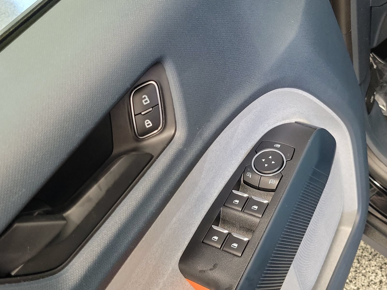 Certified 2022 Ford Maverick XLT FWD image 7