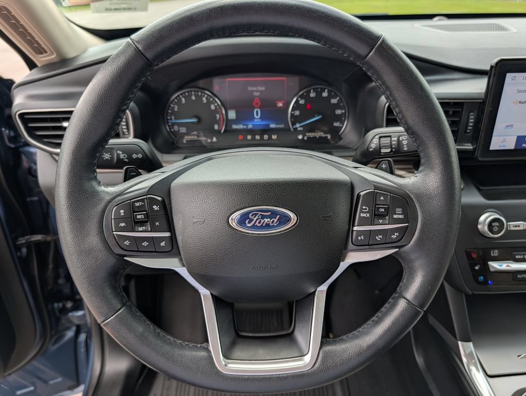 Certified 2020 Ford Explorer Limited AWD/4WD image 7
