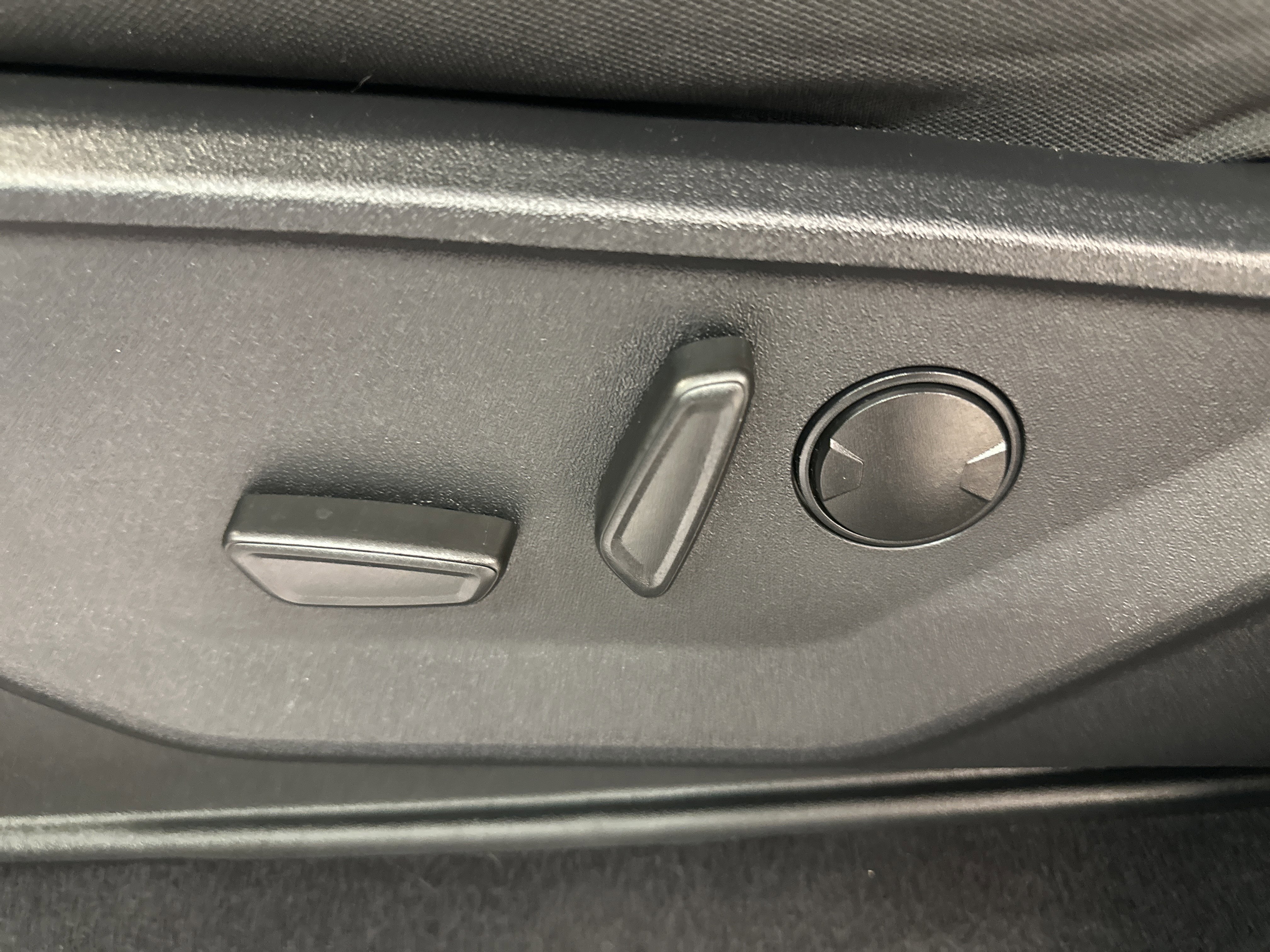 Certified 2023 Ford F150 XLT w/ Equipment Group 302A High image 25