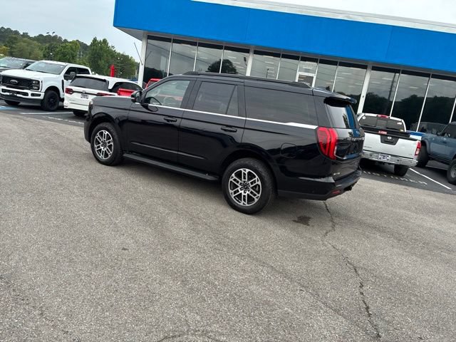 Certified 2025 Ford Expedition Active AWD/4WD image 22