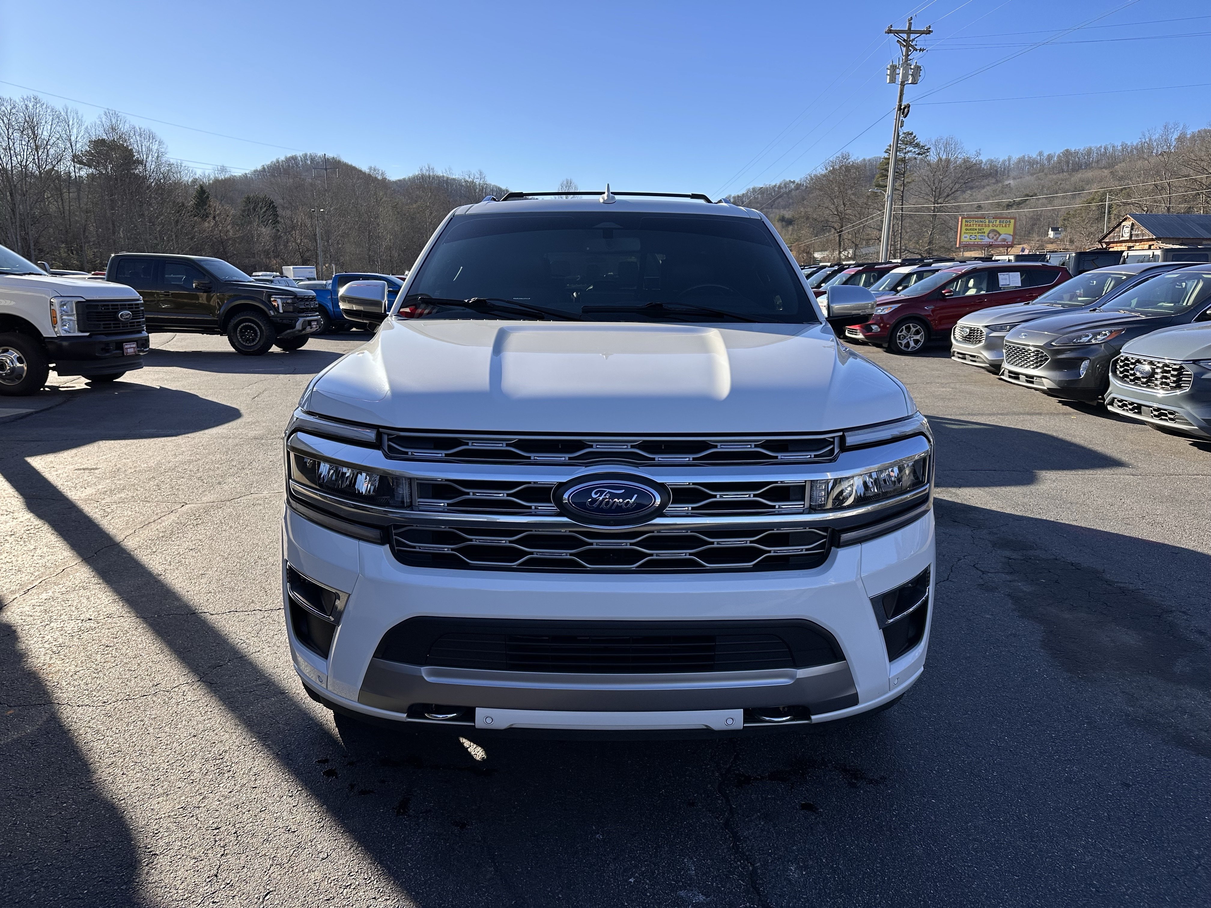 Certified 2022 Ford Expedition Max Platinum AWD/4WD image 3