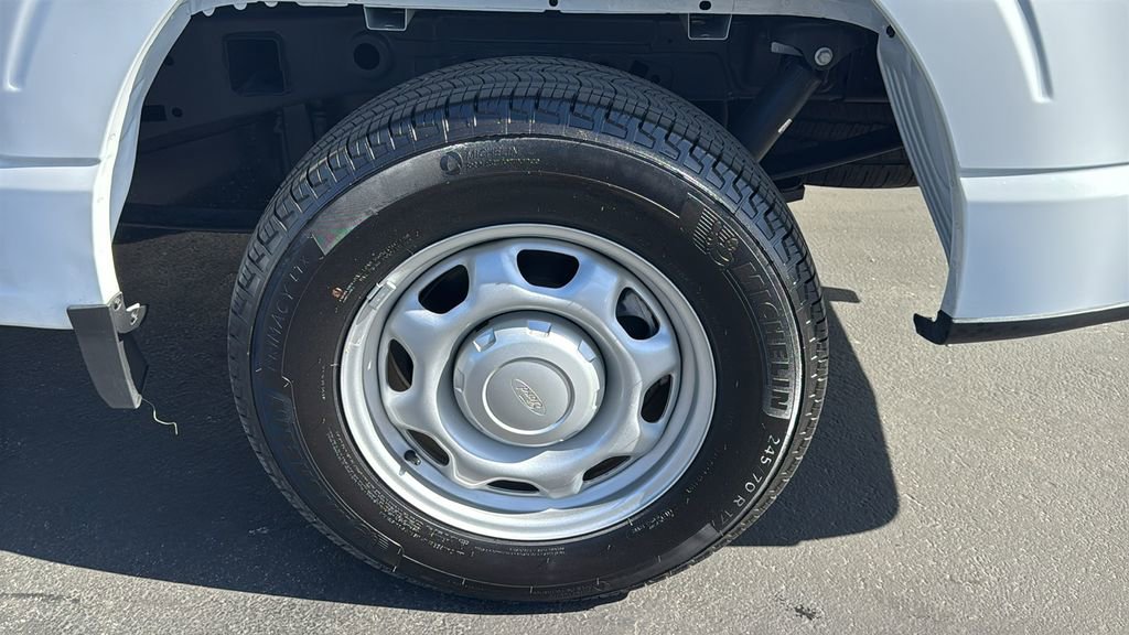 Certified 2025 Ford F150 XL RWD image 9